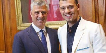 Endrit Thaçi pas marshit të sotëm: Të presim në Kosovë, babë, bashkë me shokët