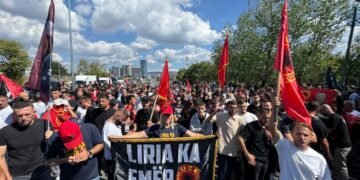 Nuk e pranojnë dënimin e liderëve të UÇK-së: Veteranët sot në protestë gjithëpopullore