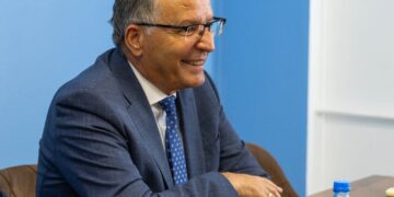 Hamza takohet me ambasadorin e ri të BE-së në Kosovë, flasin për integrimet evropiane dhe sfidat e qytetarëve