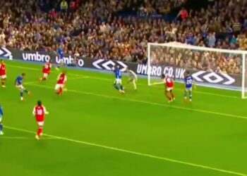 Goli që Anis Mehmeti ia shënoi Arsenalit