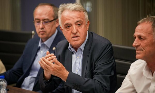 LDK në mbledhje të Grupit Parlamentar, Hamiti: Deputetët s’i nënshtrohen asnjë mandati detyrues