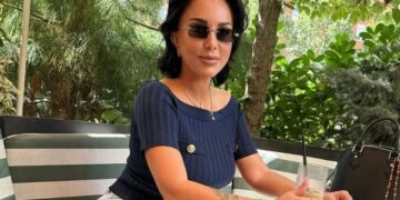 Teuta vishet ngushtë, vë në pah linjat trupore në formë