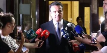 Kurti kritikon 6 deputetët e LDK’së: Të papërgjegjeshme, absurde një sjellje të tillë nga këta 6 deputetë