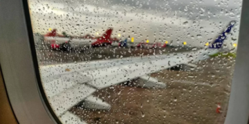 Stuhia në Shkup detyron avionin nga Cyrihu të devijojë drejt Prishtinës