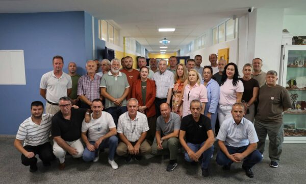 ‘’Kur arsimi ngrihet në këmbë, zëri i Kosovës bëhet edhe më i fuqishëm’’, SBASHK i bashkohet Marshit për Liri të 12 shtatorit