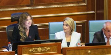 Krejt çfarë ndodhi në vazhdimin e tretë të seancës konstituive të Kuvendit të Kosovës