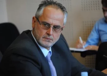 Ish-deputeti i PDK Shaip Muja, thyen heshtjen, i drejtohet me letër Hagës