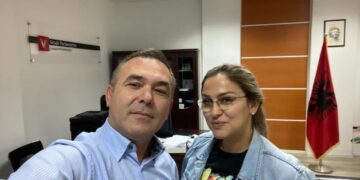 Gruaja e Rexhep Selimit reagon nga Haga