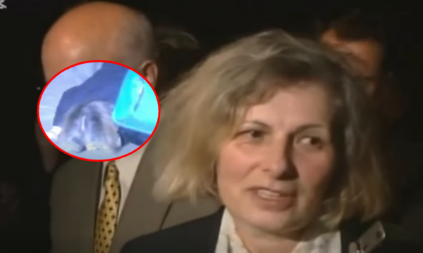 U prit nga shumë njerëz, e puthi tokën- Momenti kur Flora Brovina u kthye në Kosovë pas burgut në Serbi