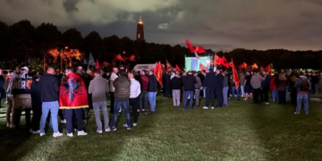 Masat e sigurisë në Hagë, policia pritet të konfiskoj flamujt dhe shtizat e qytetarëve të mbledhur atje