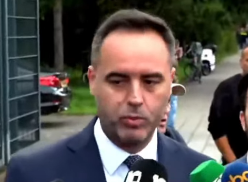 Konjufca nga Haga para verdiktit: Presim vetëm aktgjykimin lirues