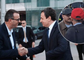 Ministri i Kurtit pëlqen postimin e Vudi Xhymshitit që e quan “vrasës” Hashim Thaçin