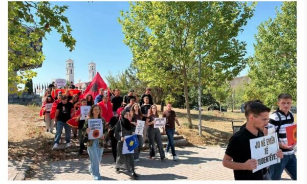 “Jo në emër të studentëve”, protestë në Prishtinë pas vendimit në Hagë