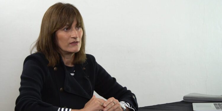 Tromp: Specialja u krijua për ta kënaqur Serbinë, jo për drejtësi