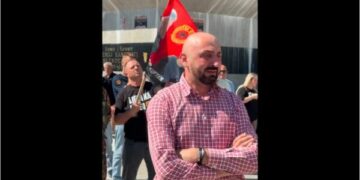 Protestuesi nuk i mban lotët në protestën në mbështetje të Çlirimtarëve
