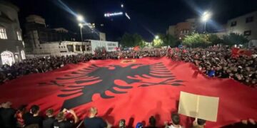 Protesta kundër vendimit të Speciales, Veteranët dalin me një vendim të ri
