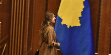 Afati kushtetues po afron- Çfarë ndodh nëse Kosova mbetet pa President pas 4 tetorit?
