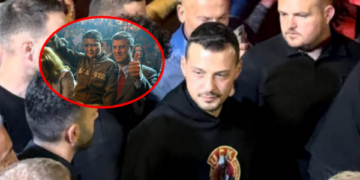 Nga fushatat me babën e tij, deri të protestat kundër Speciales – Foto të Endrit Thaçit, një nga personat më të komentuar