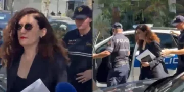 Ish-shefja e Shërbimit Informativ, Vlora Hyseni mbërrin në Gjykatën e Posaçme në Tiranë