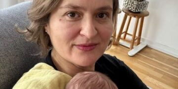 Besa Shahini bëhet nënë, tregon pse mungoi nga angazhimi publik – nuk i kursen lavdatat për personelin mjekësor në QKUK