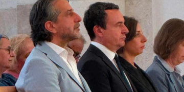 Kurtin e Rama bashkë në Katedrale, në meshën kushtuar Nënë Terezës