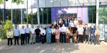 PDK e AAK i bëjnë thirrje partisë fituese: Kthehuni në Kuvend, ndaleni bllokadën institucionale
