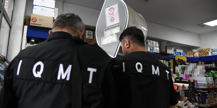 Vazhdojnë inspektimet për ndalimin e shitjes së cigareve elektronike te të miturit pranë shkollave, shqiptohen 3 gjoba