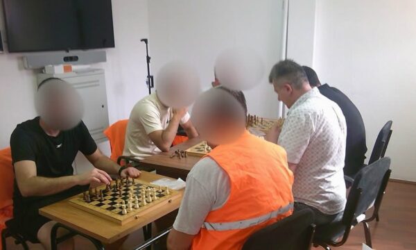 Turnir garues në shah në Qendrën e Paraburgimit në Mitrovicë