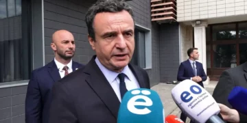 Kurti flet pas seancës, e konsideron të konstituuar Kuvendin e Kosovës