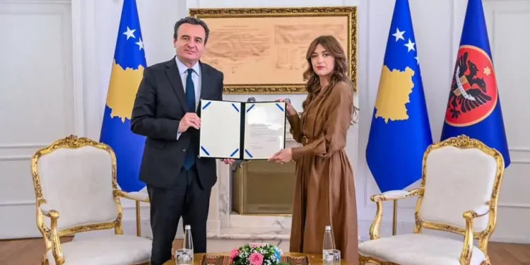 Kurti zyrtarisht mandatar për formimin e Qeverisë së re