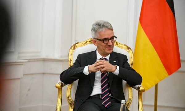 Ambasadori gjerman, Rudolph: U bëjmë thirrje të gjitha palëve që ta respektojnë vendimin