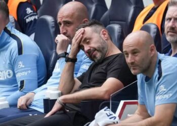 Tottenham është në krizë të thellë, De Zerbi i fërshëllyer shpërthen për golin e pësuar pas asistit të portierit