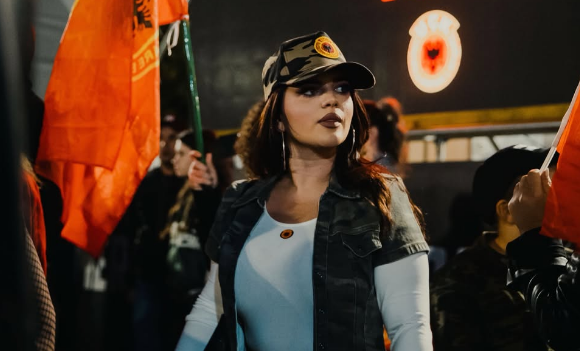 Aktorja shqiptare flet hapur: “Rreth 10 mijë persona më bënë unfollow-ë pasi fola për UÇK-në”
