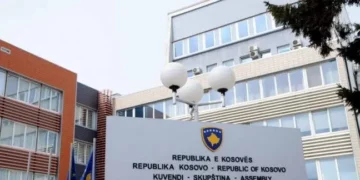 KDI: Komisioni për Legjislacion e nisi punën me shkelje të Rregullores së Kuvendit