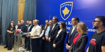 PDK dorëzon në Kuvend projektligjin për ndryshimin dhe plotësimin e Ligjit për Dhomat e Specializuara