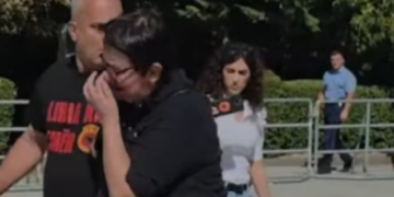 Pas incidentit me Aida Dërgutin në shesh, Policia suspendon dy zyrtarë për 48 orë
