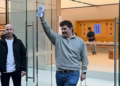 “Unë jam i pari!”, kaos jashtë dyqanit Apple për shkak të blerjes së iPhone 18 në Australi