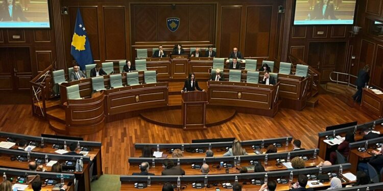 Vlora Çitaku zgjidhet nënkryetare e Kuvendit me 95 vota