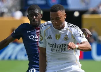 Dembélé i përgjigjet Mbappés për “lojtarin e zgjedhur”: “Unë gjithmonë kam punuar në heshtje”