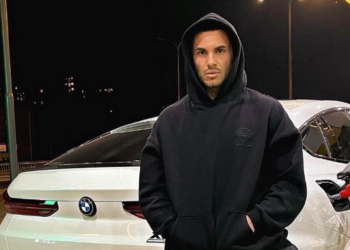 I ‘mbledhi’ burrat’, kështu e kaloi natën Edi Kuçi (pamje)