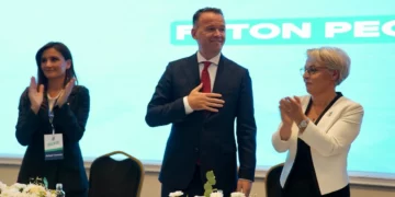 Faton Peci zgjedhet kryetar i Guxo, Donika Gërvalla largohet nga udhëheqja