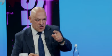 Ardian Gjini thotë se pas 5 tetorit nëse Kosova s’ka president të ri hyhet në gjendje të “katastrofës kushtetuese”