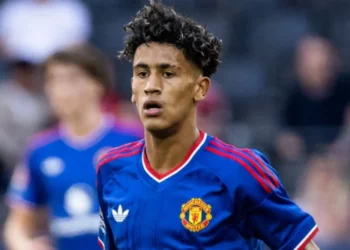 Talenti 15-vjeçar kërkon largimin nga Manchester United, familja e tij sheh të ardhmen te gjigantët evropianë