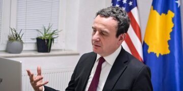 Kurti në New York kërkon bazë të përhershme amerikane në Bondsteel dhe hapjen e arkivave nga Serbia