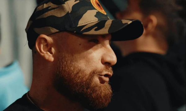 Lyrical Son sonte mysafir në natën e nëntë të protestës “Jo në emrin tim”