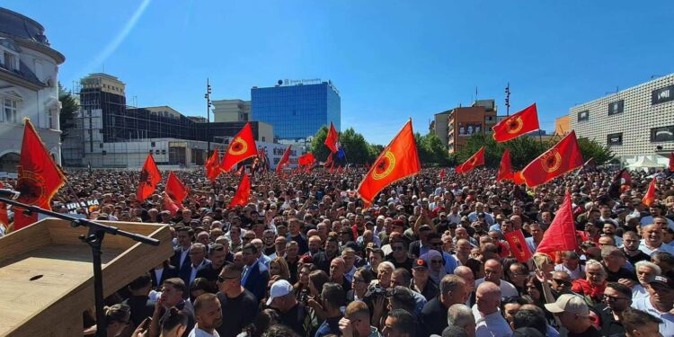 OVL-UÇK pas protestës: Faleminderit, shqiptarë!