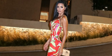 Soni mahnit me elegancën dhe stilin e saj