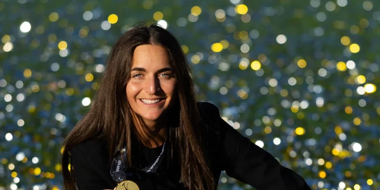 Elena Sadiku, trajnerja me prejardhje nga Kosova, në garë për çmimin “Topi i Artë”