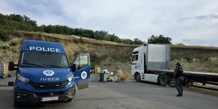 Ngritët aktakuzë ndaj 12 personave për krim të organizuar, shmangie nga tatimi dhe pastrim të parave