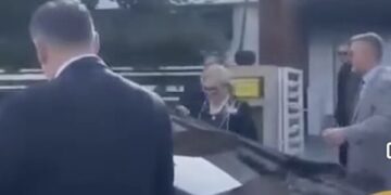 ‘‘Si po ndiheni?’’, momenti kur Presidentja Justina Shiroka-Pula niset nga shtëpia e saj për në ceremoninë e inaugurimit